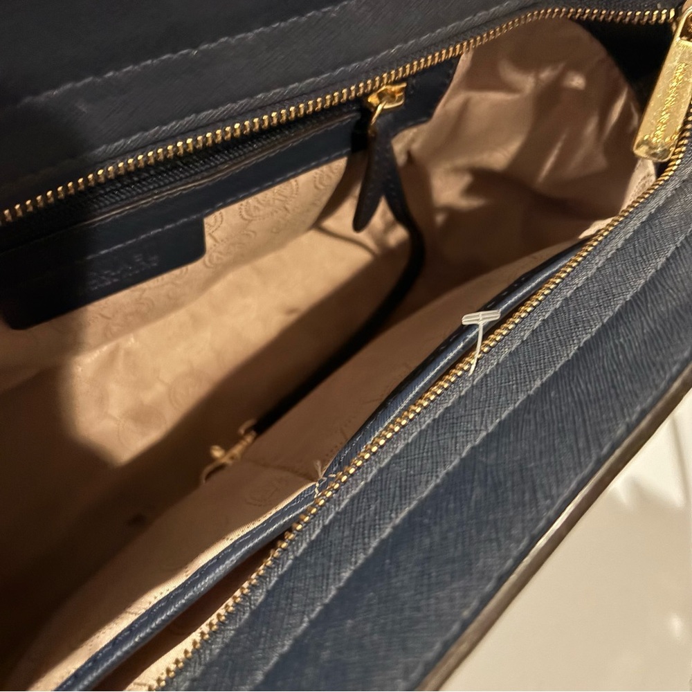 Michael Kors Selma  satchel Shoulder navy blue  Bag - Picture 15 of 15